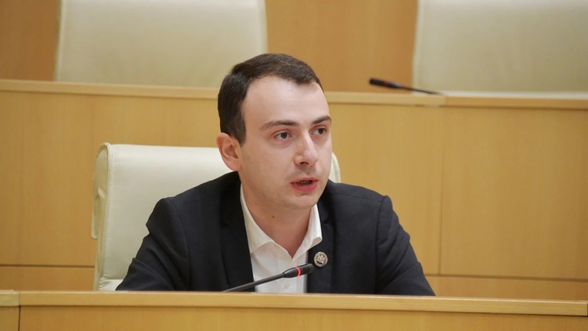 გიორგი ჩაკვეტაძე პრემიერის ღია წერილზე: თანამედროვე ქართული სახელმწიფო იბრუნებს თავის ისტორიულ ფუნქციას -  ერთი მხრივ, საქართველოს აბრალებდე დემოკრატიულ უკუსვლას და მეორე მხრივ, არ გმობდე ძალადობას, რომელიც დანიის დედაქალაქში განვითარდა, რეალობის ნიველირების მცდელობაა 
