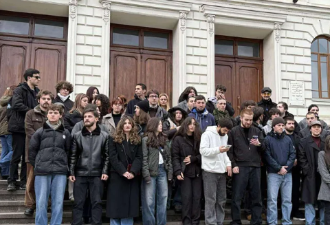 სტუდენტების ნაწილი ირაკლი კობახიძესთან დებატებისთვის მზაობას გამოთქვამს