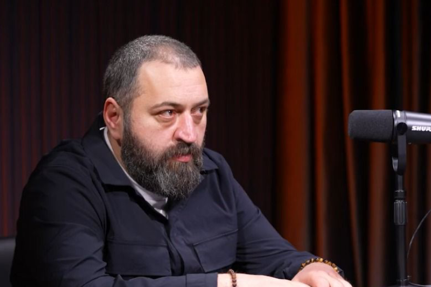 ჯაბა ხუბუა: სახელმწიფომ, განსხვავებით ნაცების რეჟიმისაგან, მოძალადე პოლიციელები ღირსებისა და ვახტანგ გორგასლის ორდენებით კი არ დააჯილდოვა, როგორც სააკაშვილმა -  მეგის ქარდავა, კოხტა კოდუა და სხვა ჯალათები, არამედ დაიჭირა და ციხეში ჩასვა