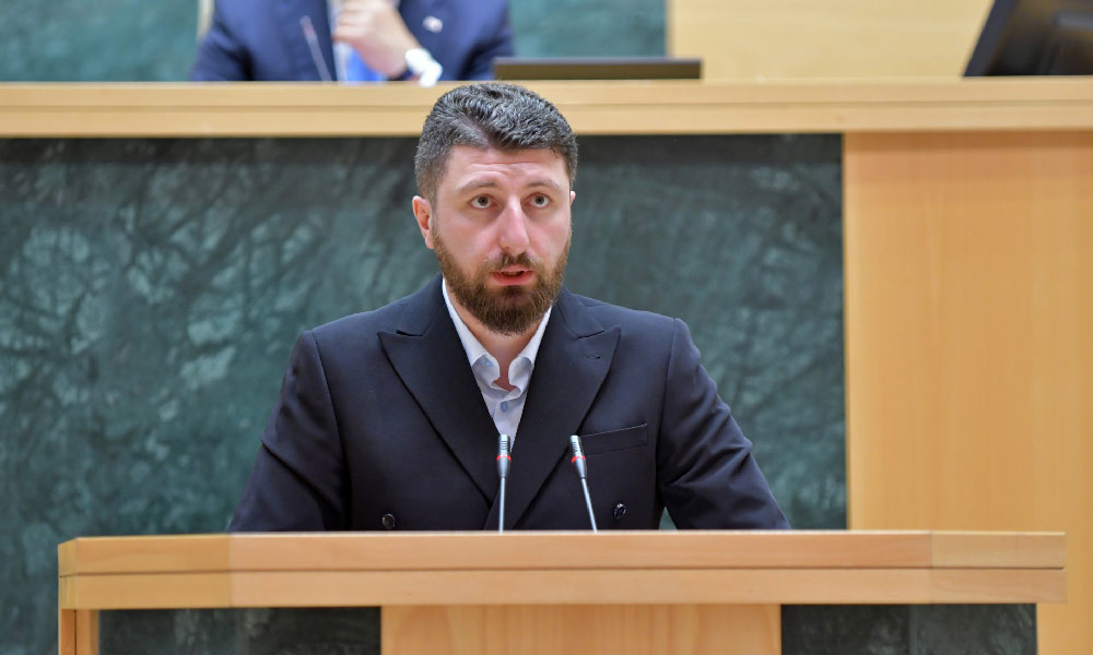 გორდულაძე: ჭირად ექცა მოსკოვის რუსული მექანიზმის ანგარიში ოპოზიციას - უსამშობლო აგენტებმა მკაფიო პასუხები გასცენ შემდეგ კითხვებს: უნდა გაუქმდეს თუ არა გამჭვირვალობის კანონი, ოჯახური ღირებულებების და არასრულწლოვანთა დაცვის კანონი? უნდა დაკანონდეს თუ არა სქესის შესაცვლელად სამედიცინო ჩარევა? 