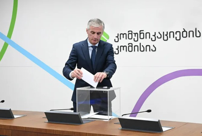 კომუნიკაციების კომისიის თავმჯდომარედ გოგა გულორდავა აირჩიეს