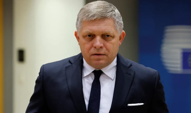 რობერტ ფიცო: ჩვენზე ნავთობის ფასები ზეწოლას ახდენს. ეს კი იმაზეა დამოკიდებული, როგორ სძინავს დონალდ ტრამპს. როდესაც მას კარგად სძინავს, ნავთობის ფასები ეცემა- როდესაც არ სძინავს და რაიმე განცხადებას აკეთებს, ნავთობის ფასი ავტომატურად იზრდება
